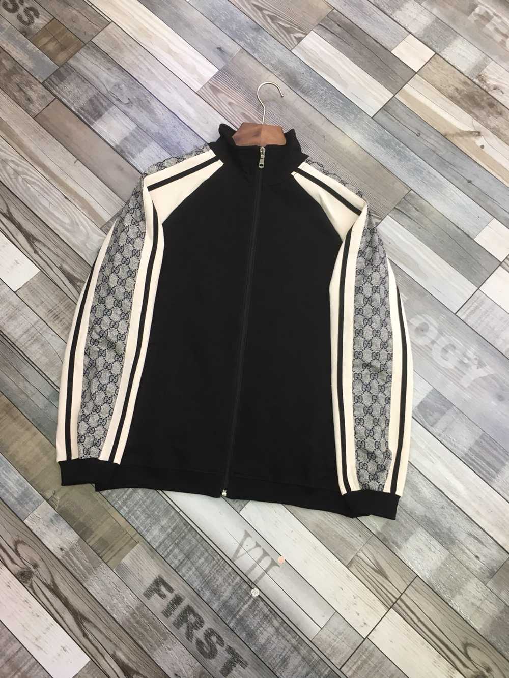 Gvc*1 suit